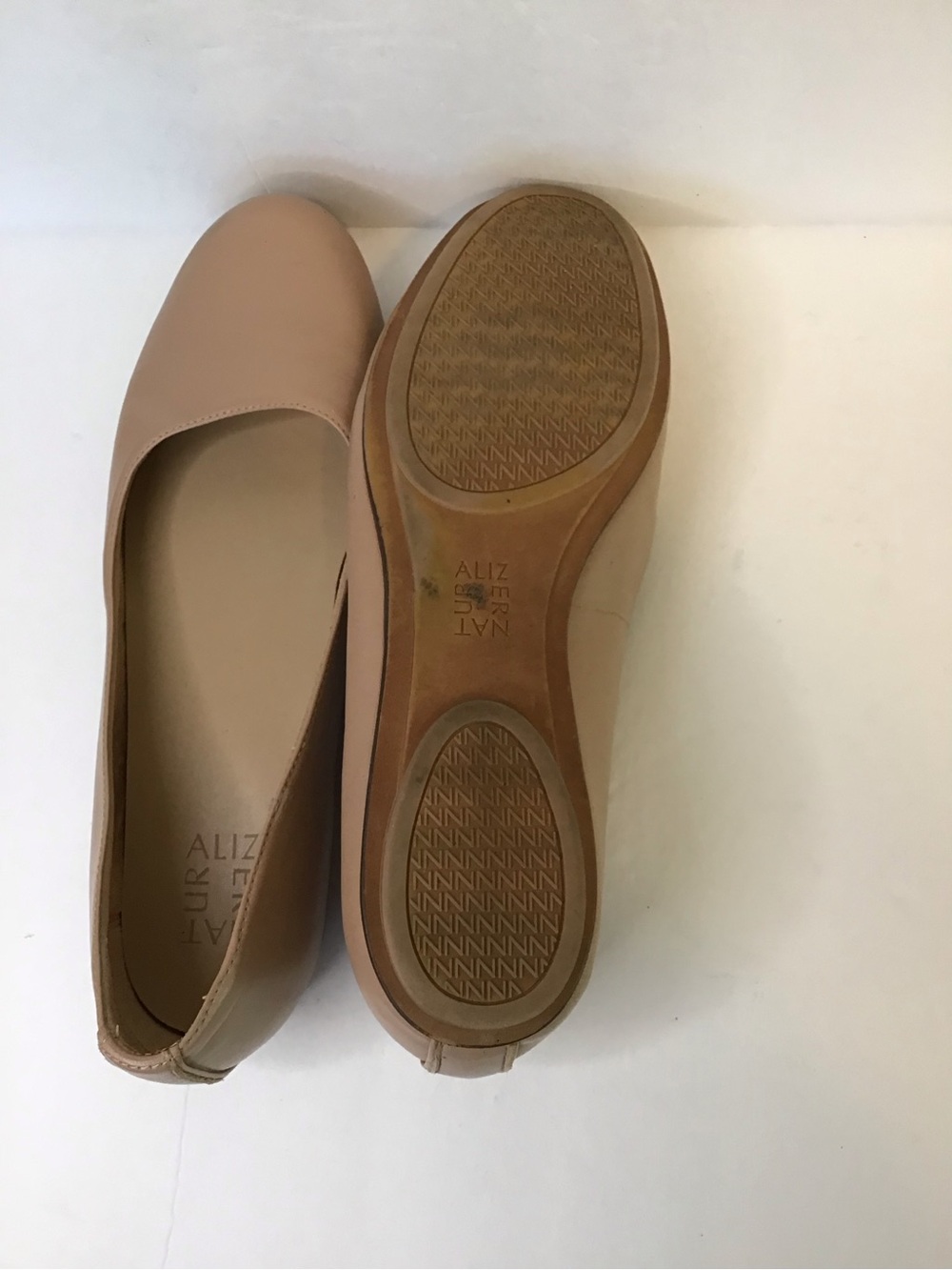 Naturalizer Women's MAXWELL Nude Leather Ballet Flats 9 - Picture 8 of 9